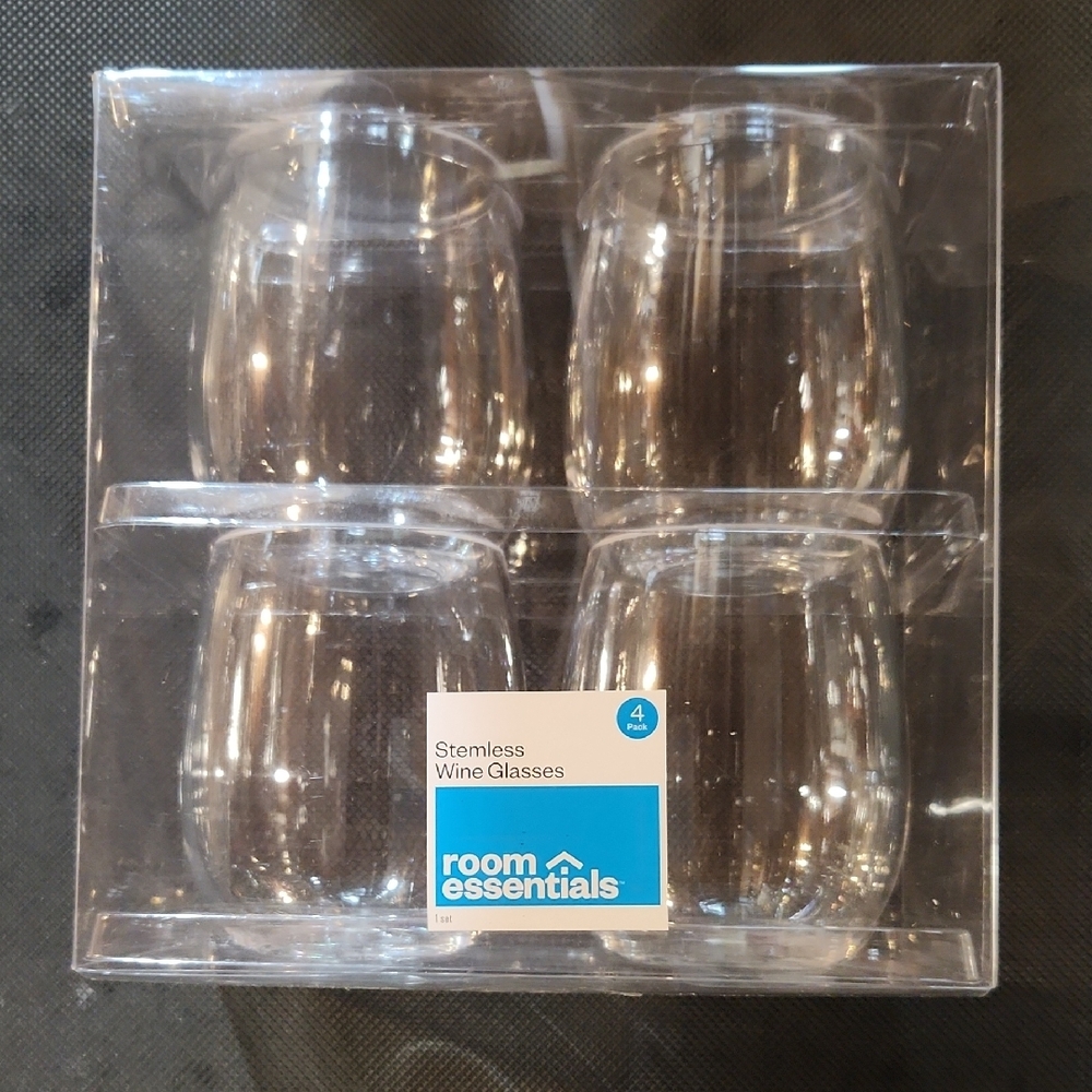 NWT Room Essentials Clear Non-breakable Stemless Wine Glass Sets.